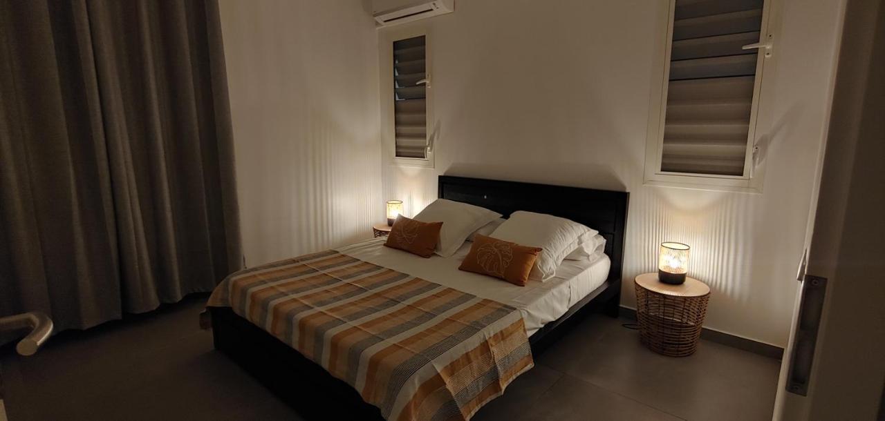 Villa Fleur De Goyave - Tres Bien Ventilee - Vue Degagee Сен Франсоа Екстериор снимка