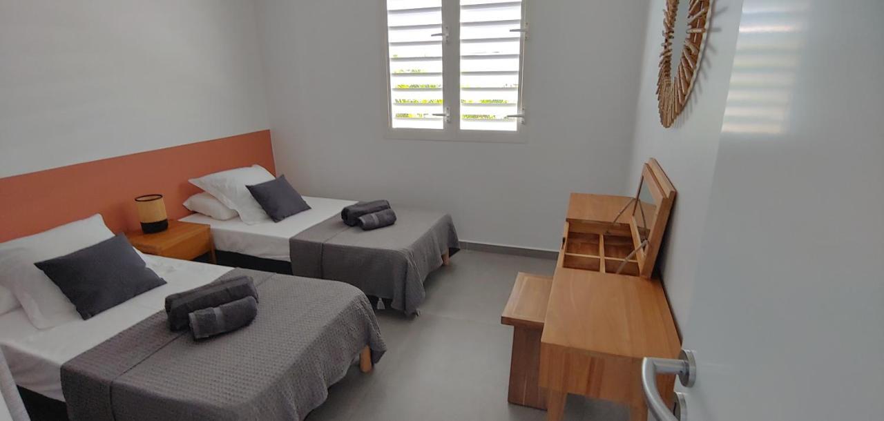 Villa Fleur De Goyave - Tres Bien Ventilee - Vue Degagee Сен Франсоа Екстериор снимка