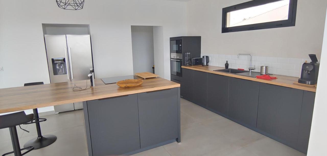 Villa Fleur De Goyave - Tres Bien Ventilee - Vue Degagee Сен Франсоа Екстериор снимка
