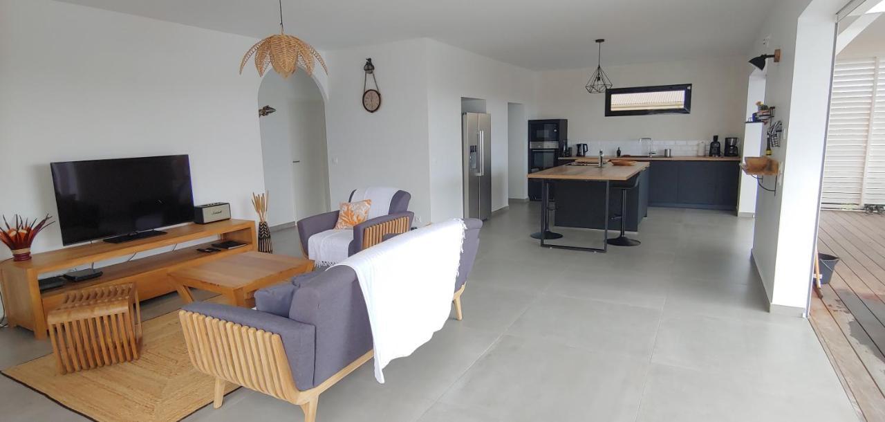 Villa Fleur De Goyave - Tres Bien Ventilee - Vue Degagee Сен Франсоа Екстериор снимка